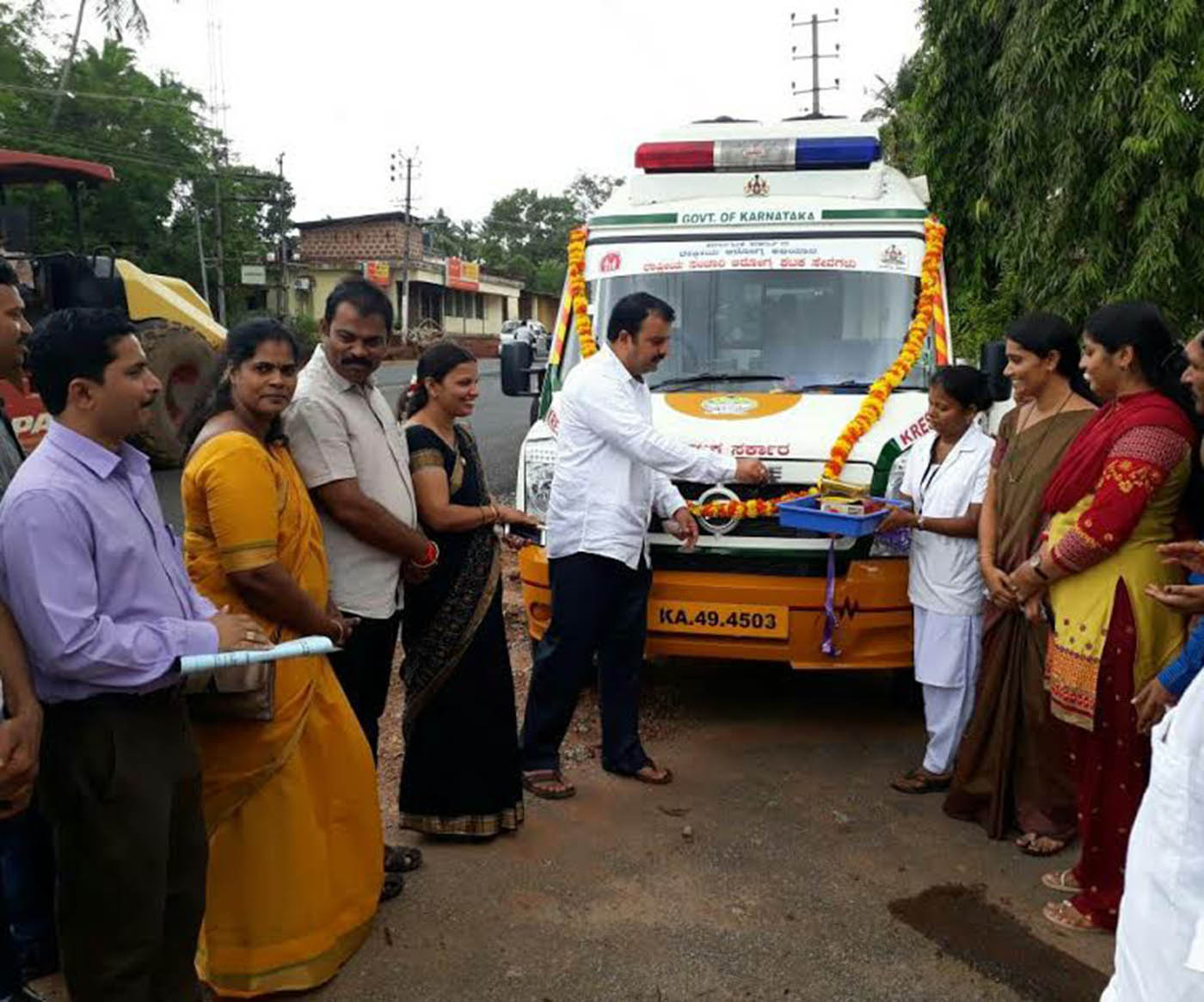 ಸಂಚಾರಿ ಆರೋಗ್ಯ ಘಟಕಕ್ಕೆ ಚಾಲನೆ